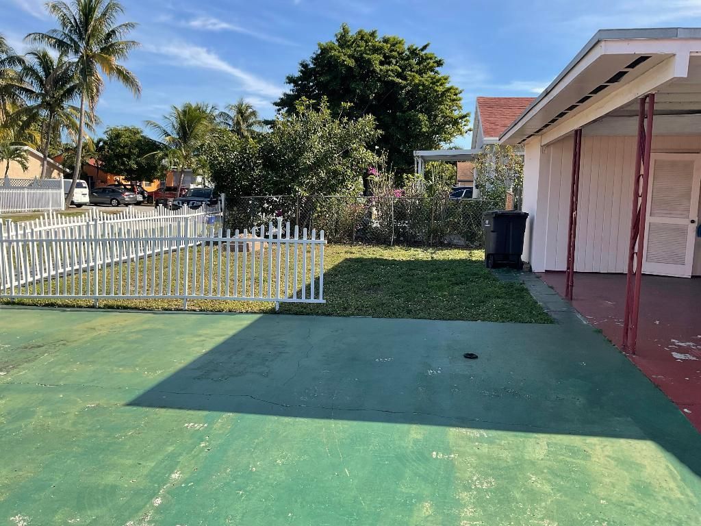 2100 Mercer Avenue, West Palm Beach, FL 33401 Photo