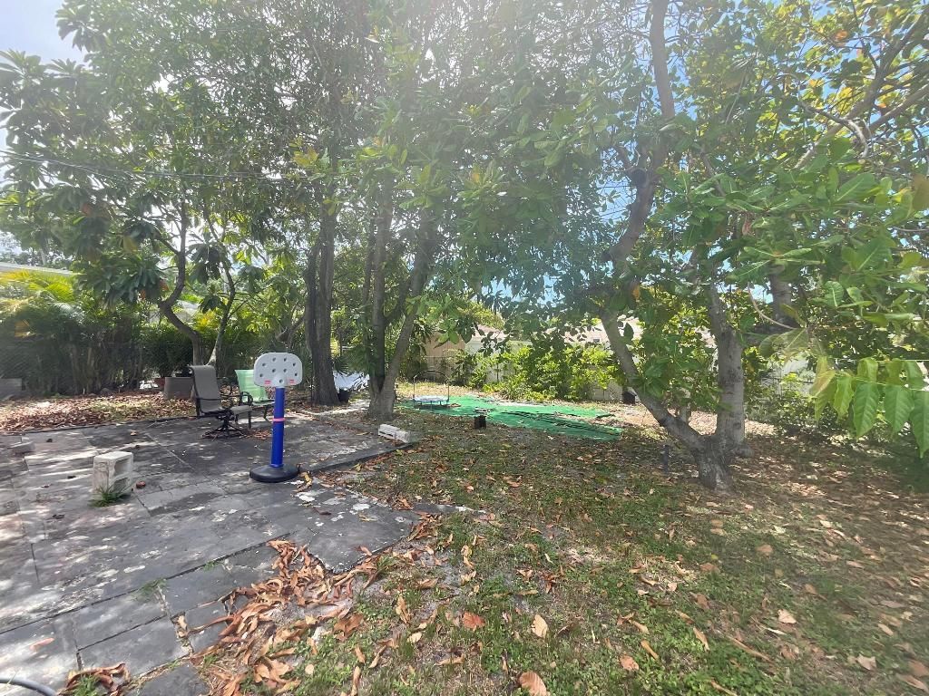 2100 Mercer Avenue, West Palm Beach, FL 33401 Photo