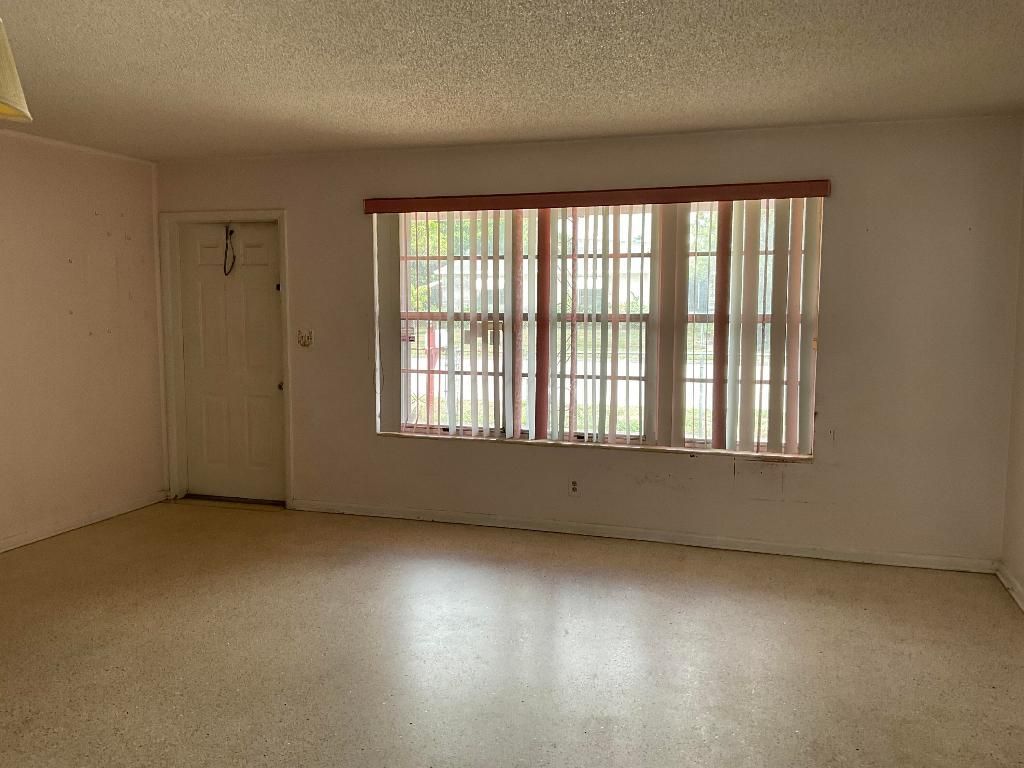 2100 Mercer Avenue, West Palm Beach, FL 33401 Photo