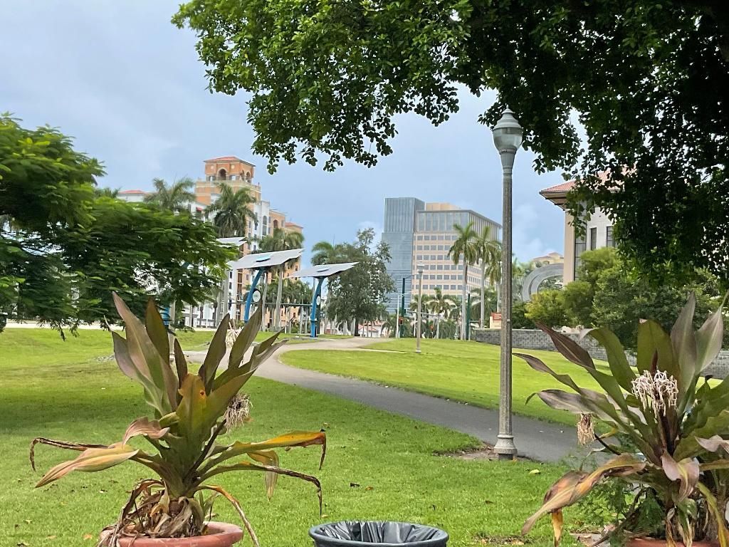 2100 Mercer Avenue, West Palm Beach, FL 33401 Photo