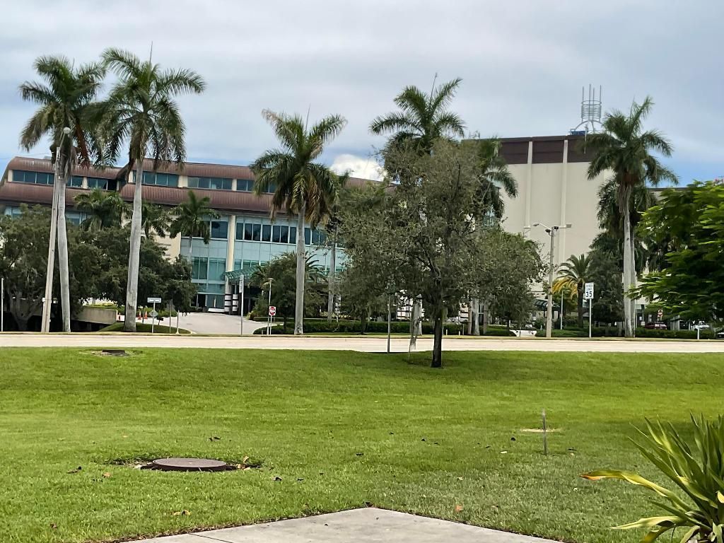 2100 Mercer Avenue, West Palm Beach, FL 33401 Photo