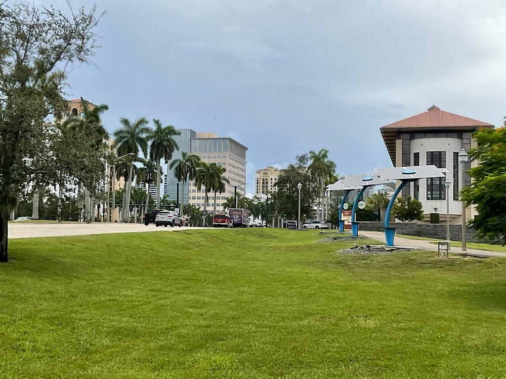 2100 Mercer Avenue, West Palm Beach, FL 33401 Photo