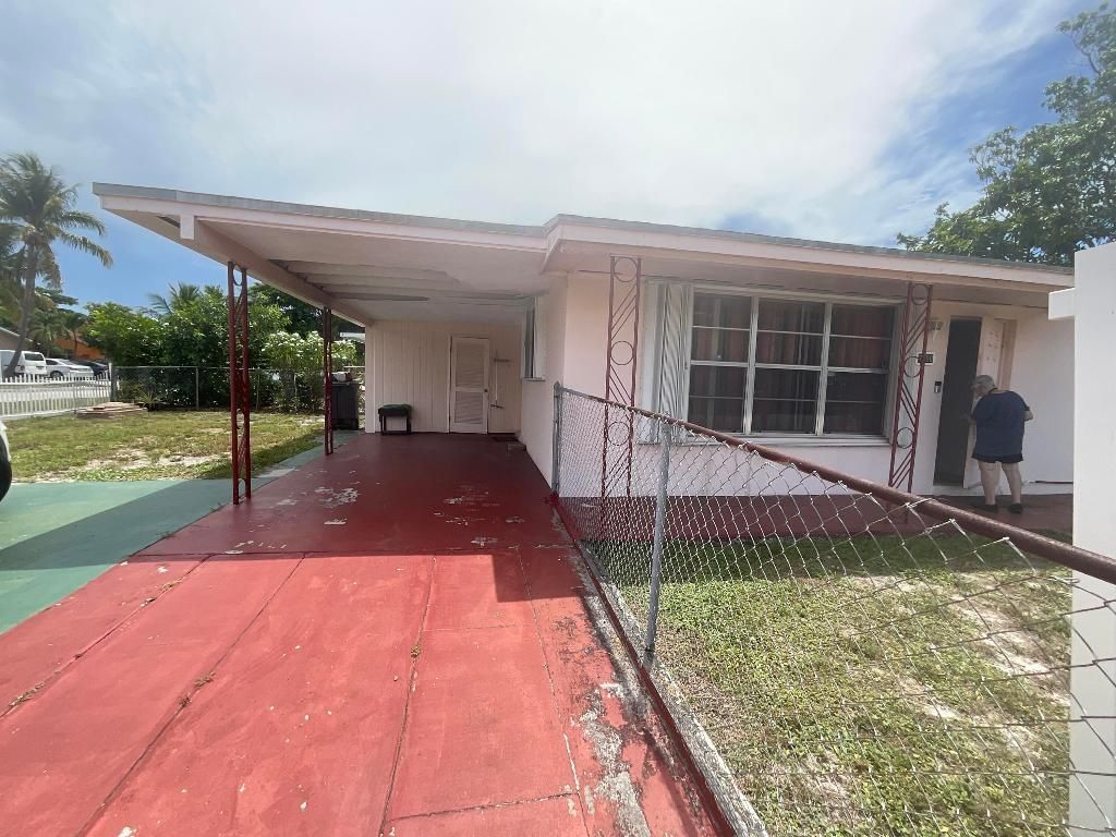 2100 Mercer Avenue, West Palm Beach, FL 33401 Photo