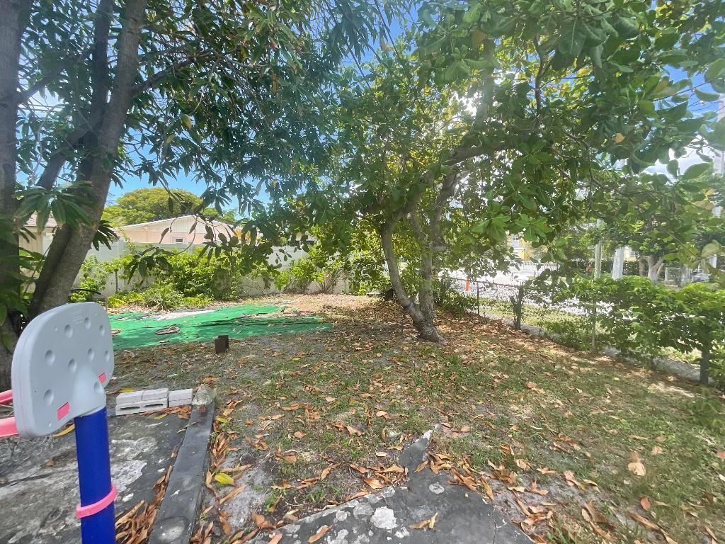 2100 Mercer Avenue, West Palm Beach, FL 33401 Photo