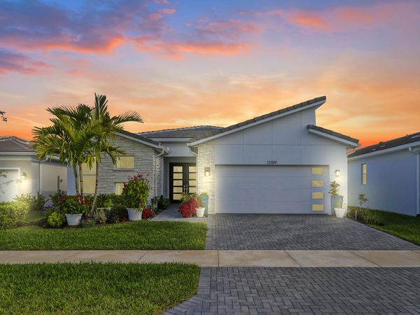 12159 SW Ameresque Way, Port St. Lucie, FL 34987