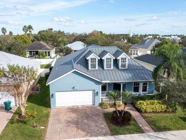 10720 SW Waterway Lane, Port Saint Lucie, FL 34987