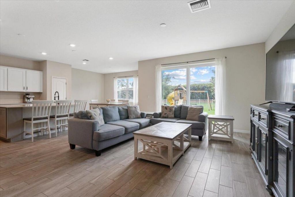 10131 SW Captiva Drive, Port Saint Lucie, FL 34987 Photo