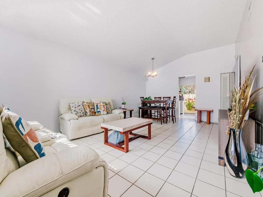 10381 SW 205th Terrace, Cutler Bay, FL 33189 Photo