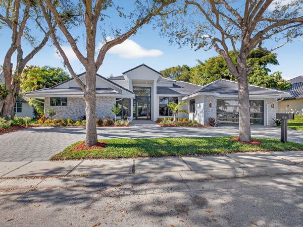 5723 Hamilton Way, Boca Raton, FL 33496