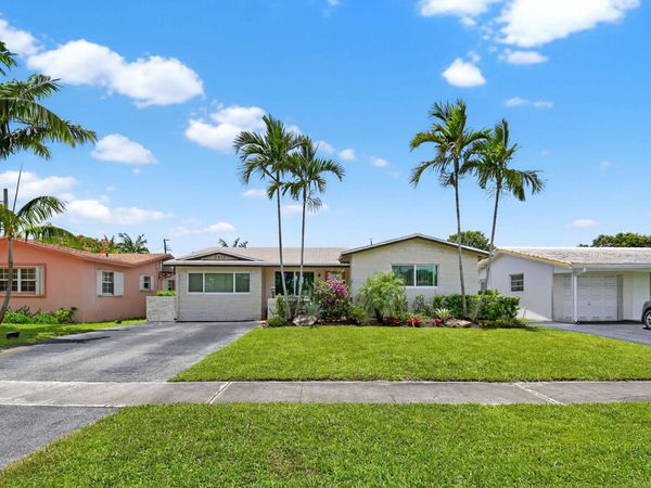 5511 Van Buren Street, Hollywood, FL 33021