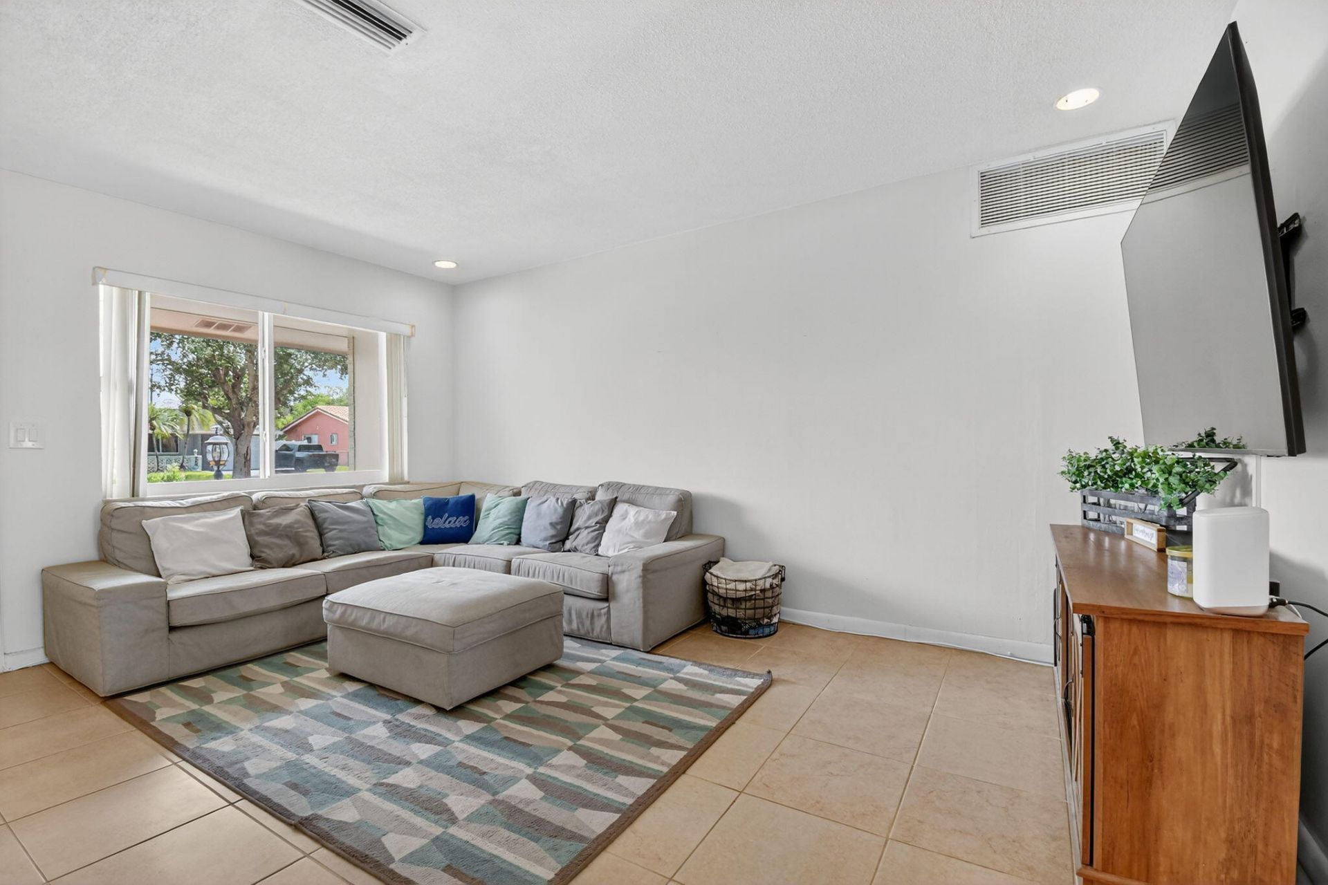 5511 Van Buren Street, Hollywood, FL 33021 Photo