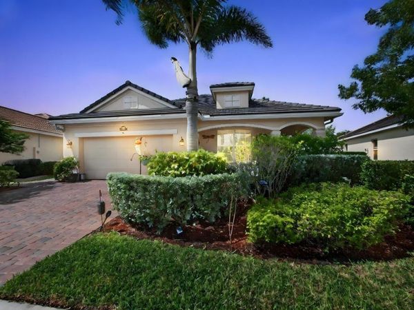 11634 SW Rowena Street, Port Saint Lucie, FL 34987