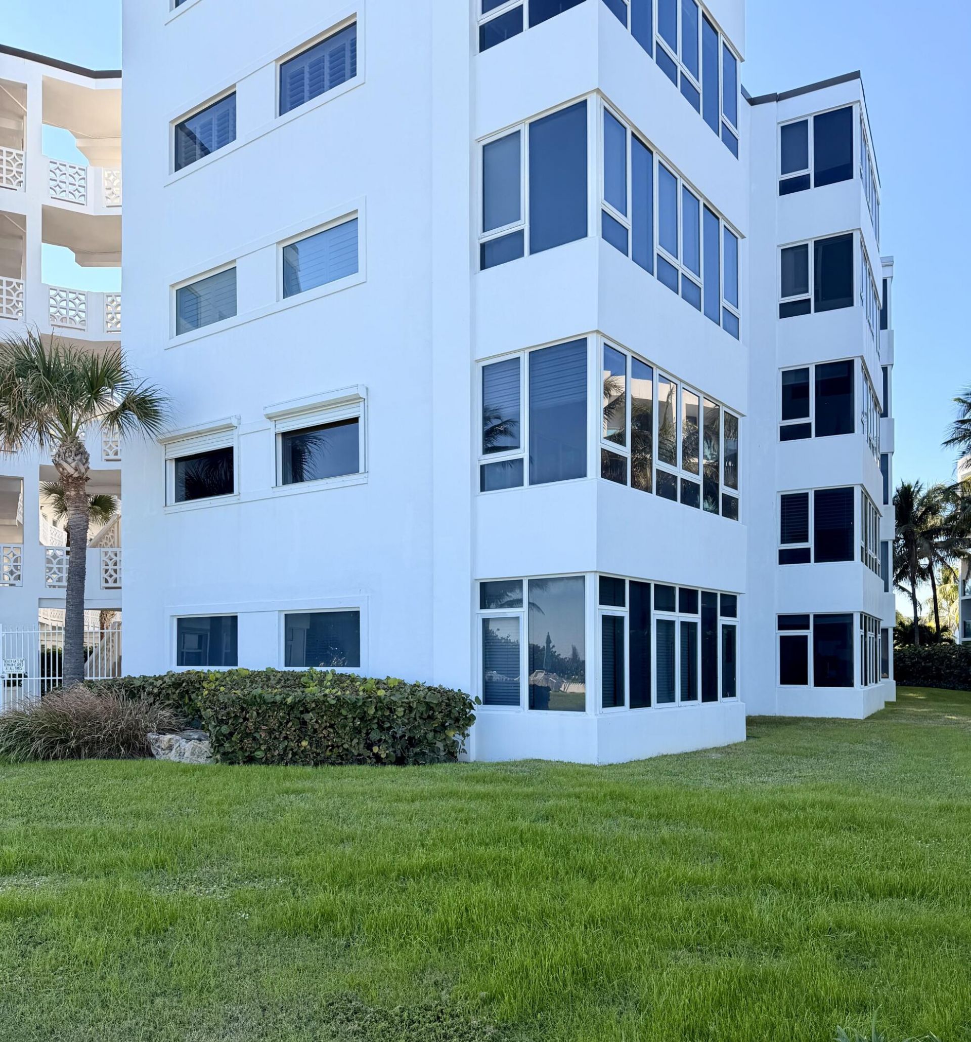 2850 S Ocean Boulevard, Unit 114, Palm Beach, FL 33480 Photo