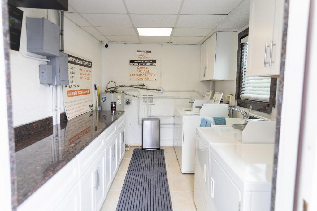 1905 Lake Worth Road, Lake Worth Beach, FL 33461 Photo