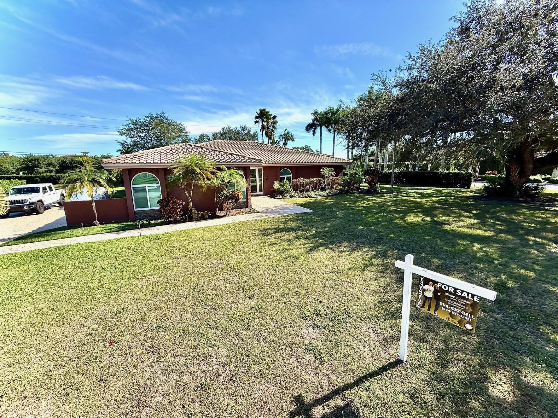 3290 SW 131st Terrace, Davie, FL 33330 Photo