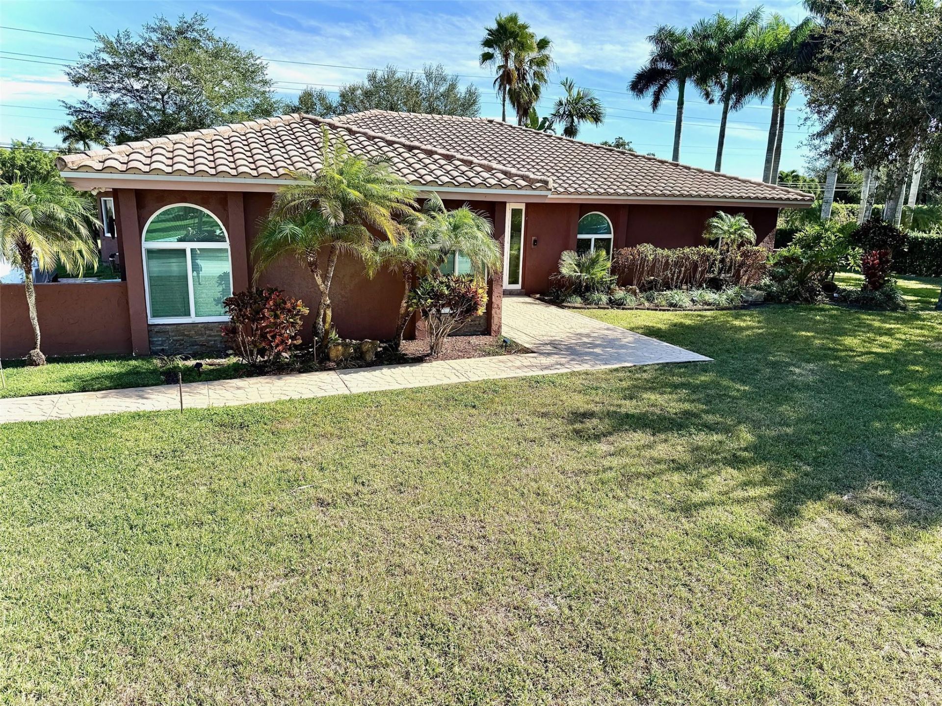 3290 SW 131st Terrace, Davie, FL 33330 Photo