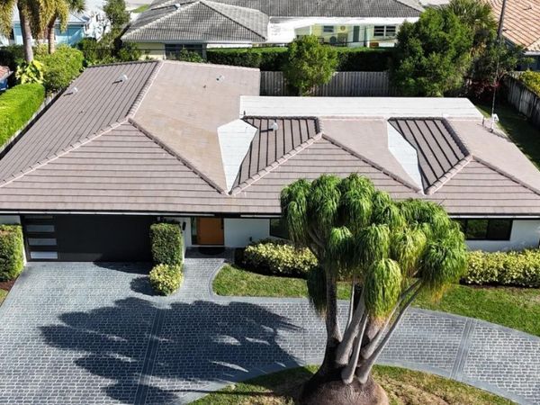 3420 NE 26th Ave, Lighthouse Point, FL 33064