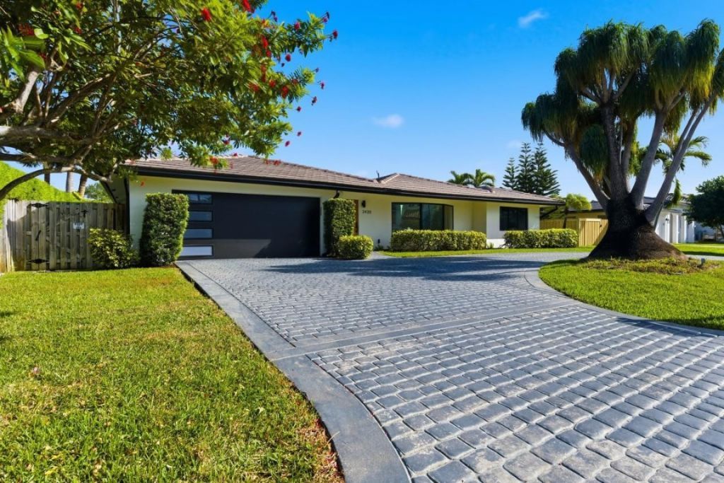 3420 NE 26th Ave, Lighthouse Point, FL 33064 Photo