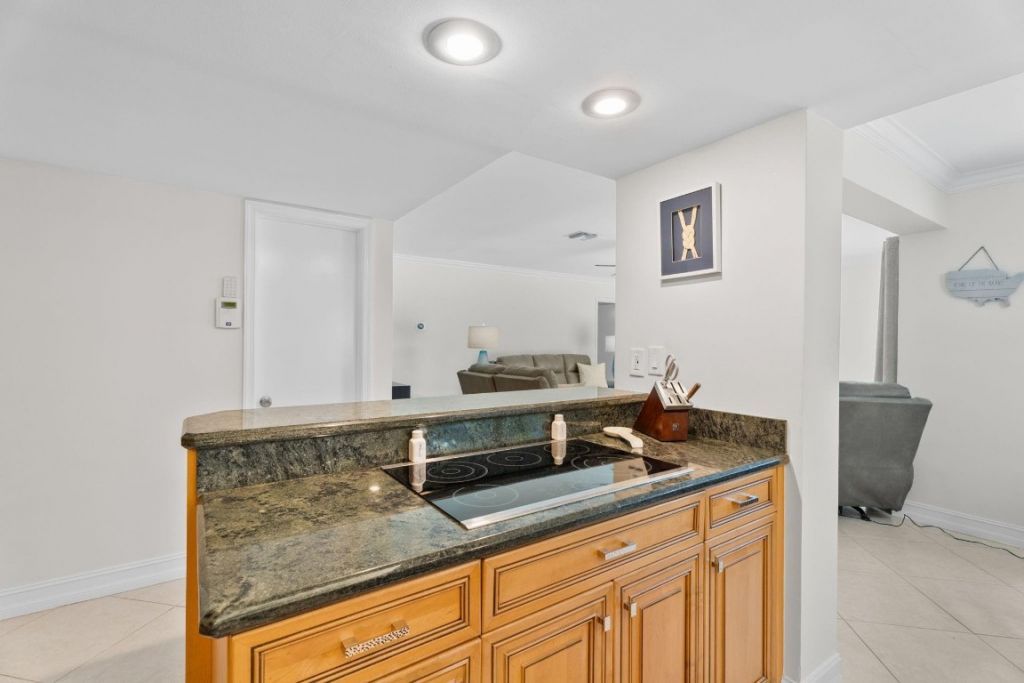 5570 NE 26 Avenue, Fort Lauderdale, FL 33308 Photo