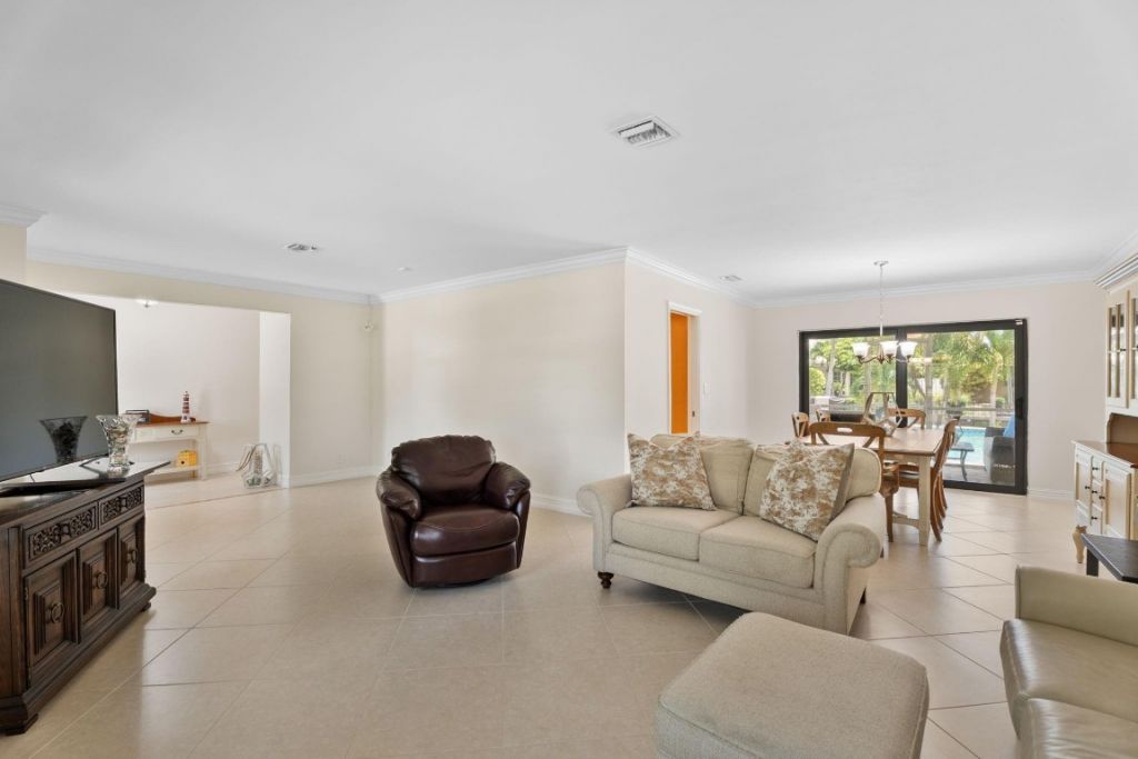 5570 NE 26 Avenue, Fort Lauderdale, FL 33308 Photo