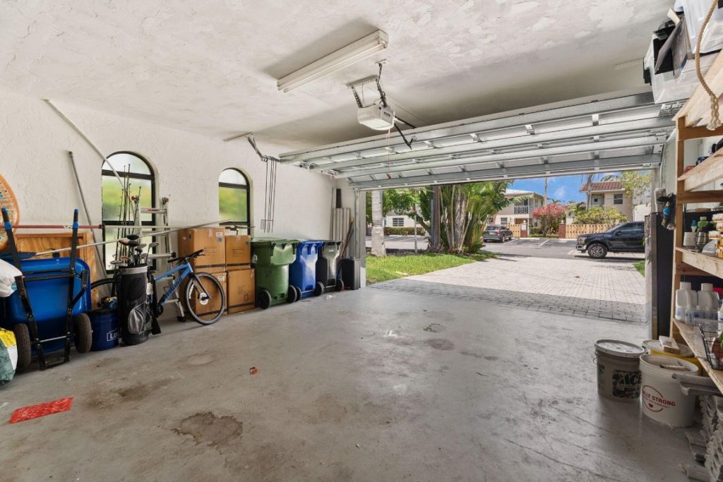 5570 NE 26 Avenue, Fort Lauderdale, FL 33308 Photo