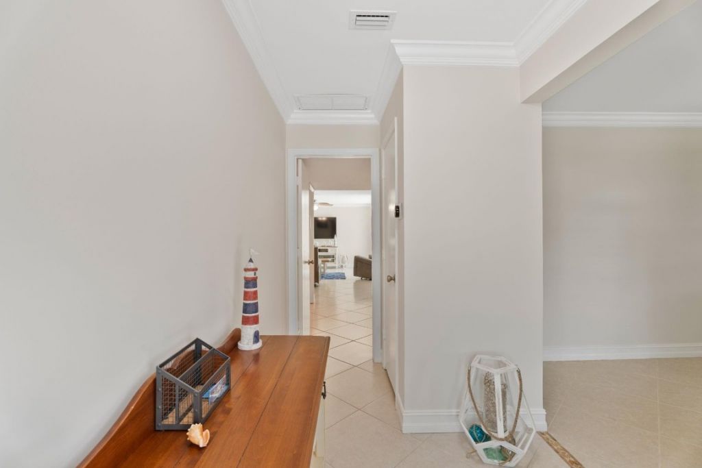 5570 NE 26 Avenue, Fort Lauderdale, FL 33308 Photo