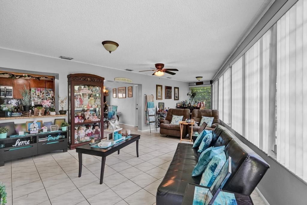 9516 NW 80th Court, Tamarac, FL 33321 Photo