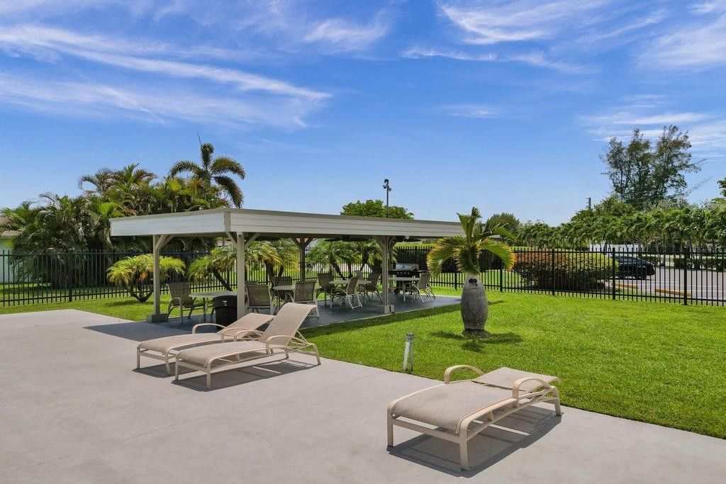 9516 NW 80th Court, Tamarac, FL 33321 Photo