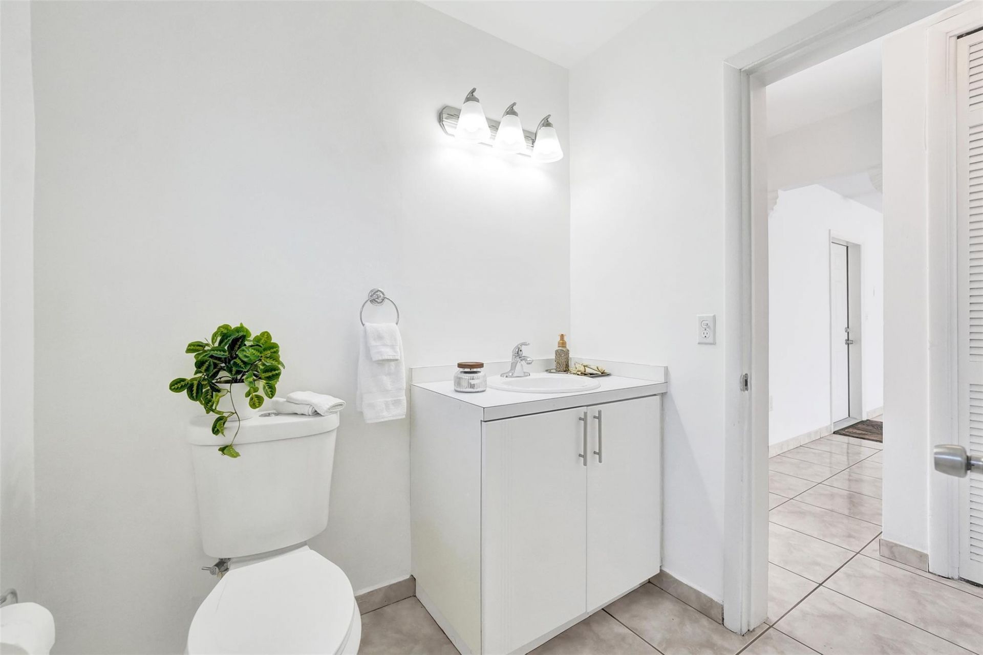 8211 NW 10th Street, Pembroke Pines, FL 33024 Photo