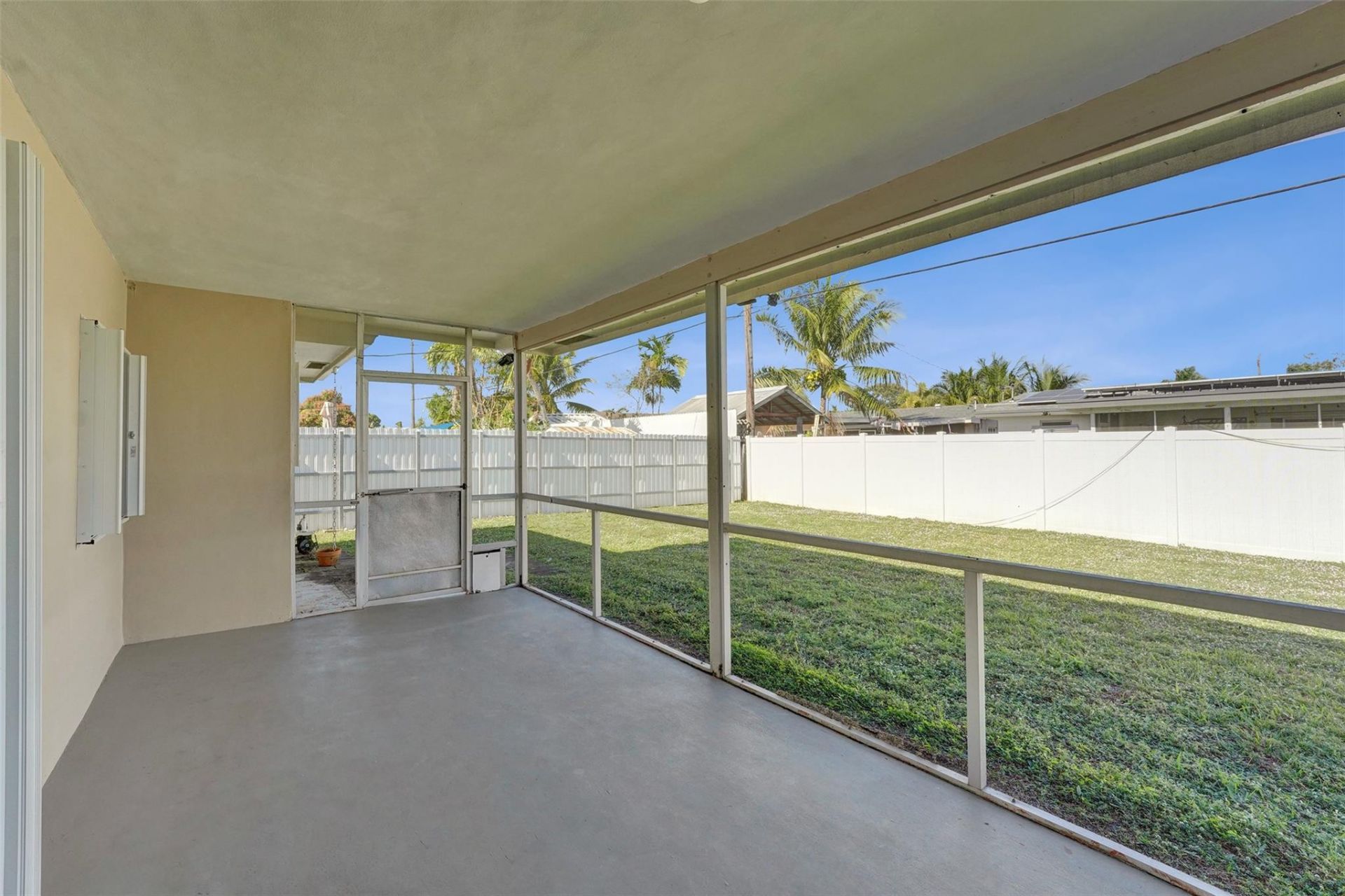 8211 NW 10th Street, Pembroke Pines, FL 33024 Photo