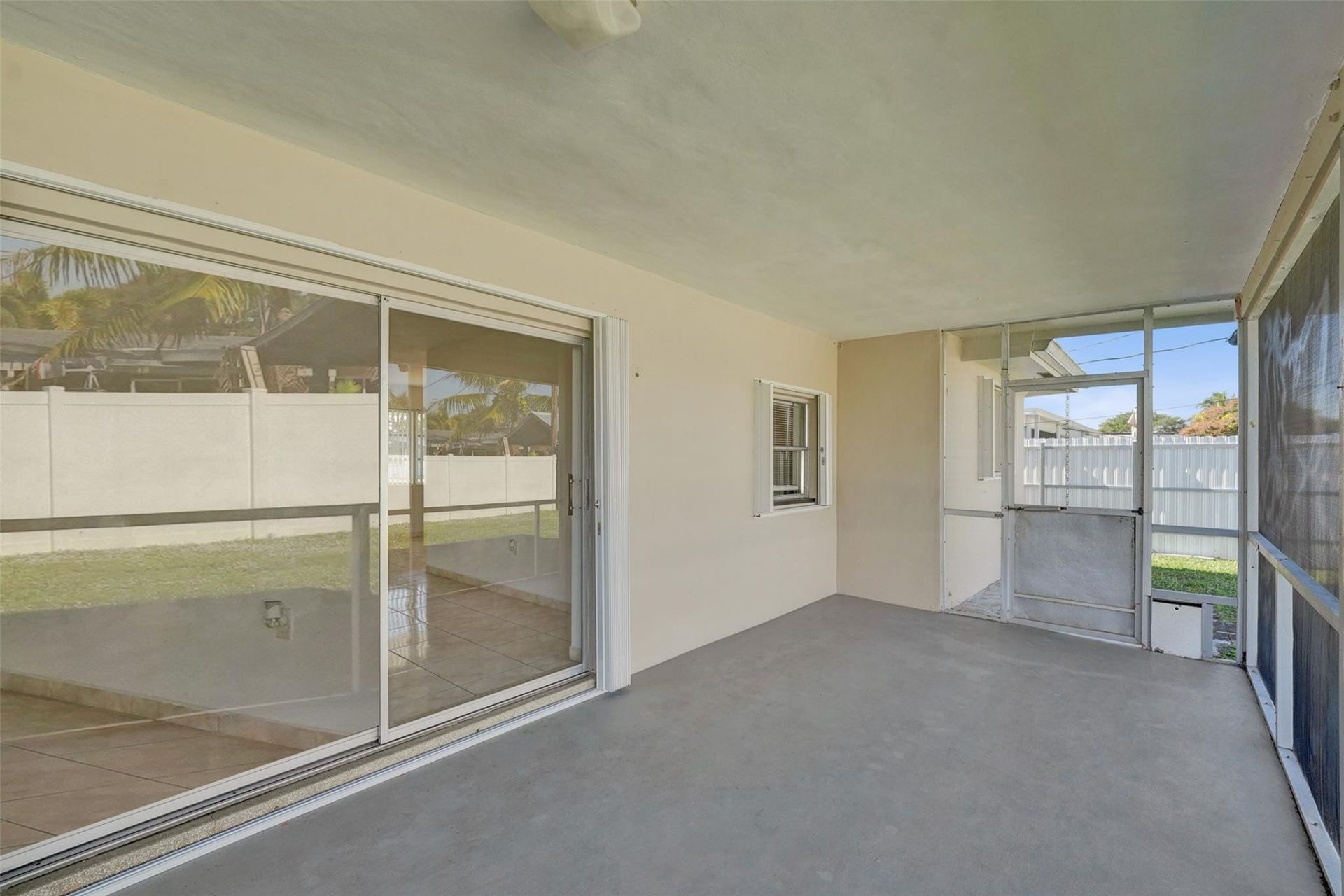 8211 NW 10th Street, Pembroke Pines, FL 33024 Photo