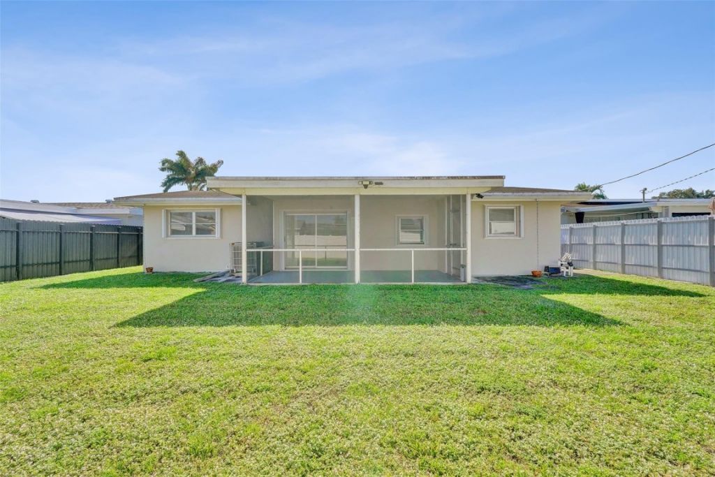 8211 NW 10th Street, Pembroke Pines, FL 33024 Photo