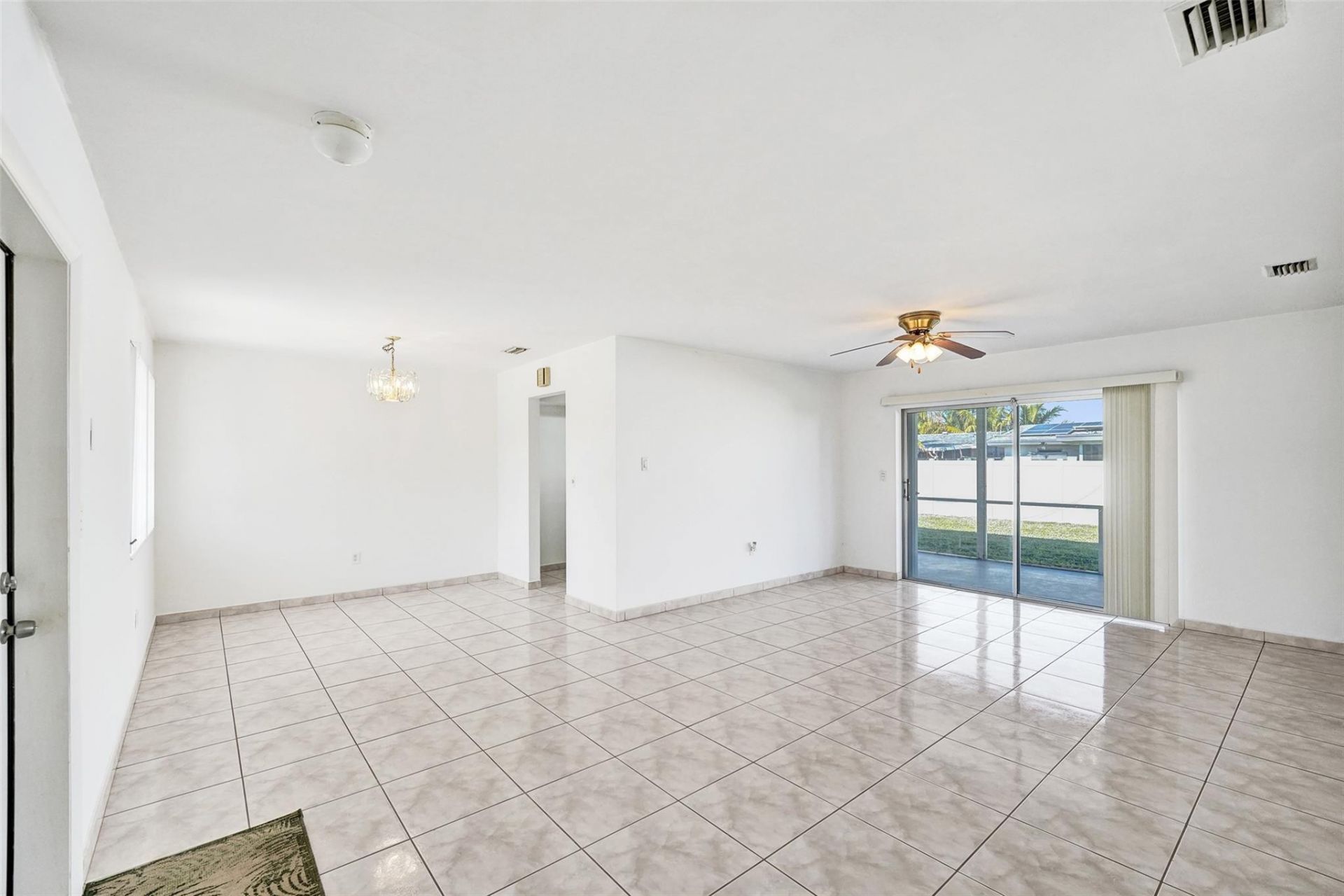 8211 NW 10th Street, Pembroke Pines, FL 33024 Photo