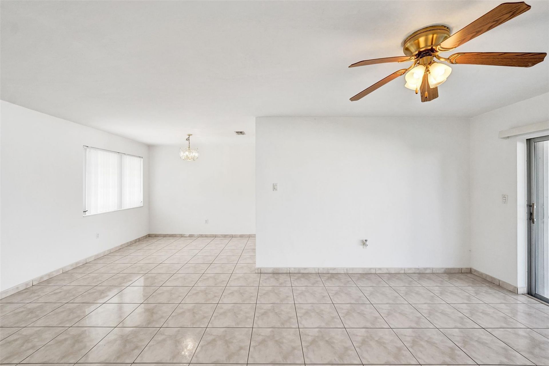 8211 NW 10th Street, Pembroke Pines, FL 33024 Photo