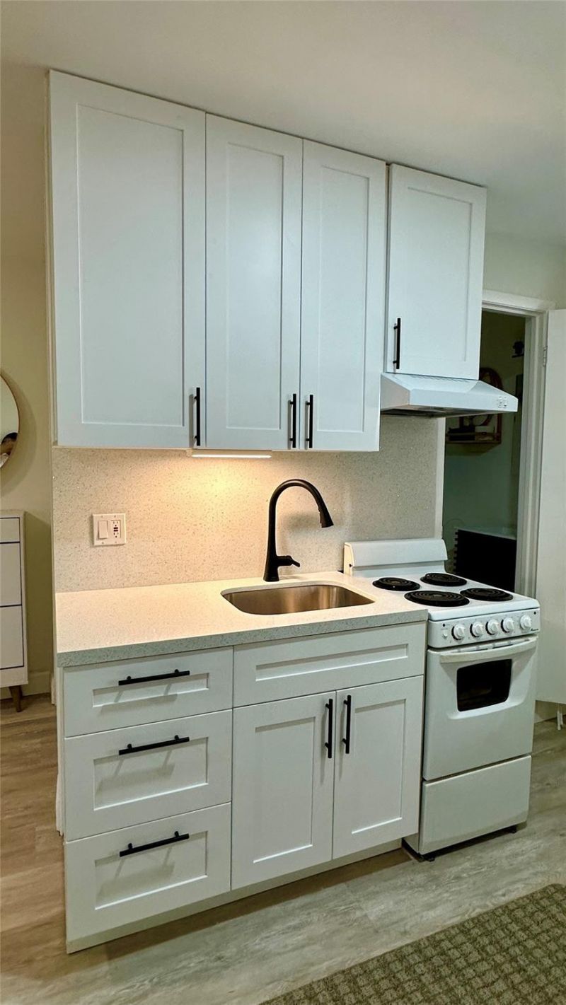 1145 NE 17th Terrace, Unit 2, Fort Lauderdale, FL 33304 Photo