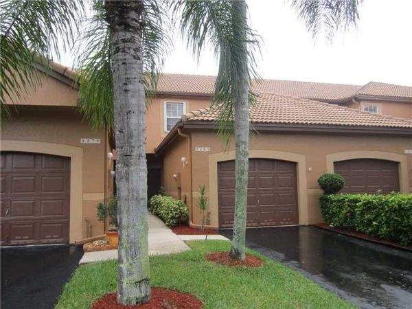 1285 Presidio Dr, Fort Lauderdale, FL 33327