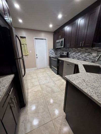 3575 Broken Woods Drive, Unit 601, Coral Springs, FL 33065 Photo