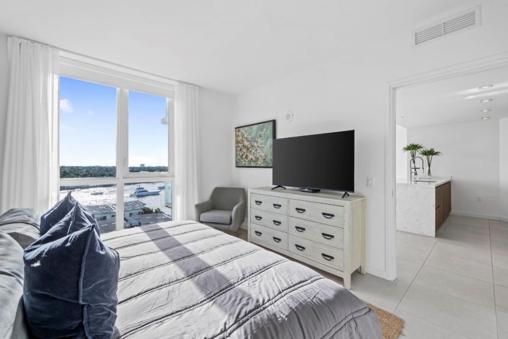 401 N Birch Road, Unit 607, Fort Lauderdale, FL 33304 Photo