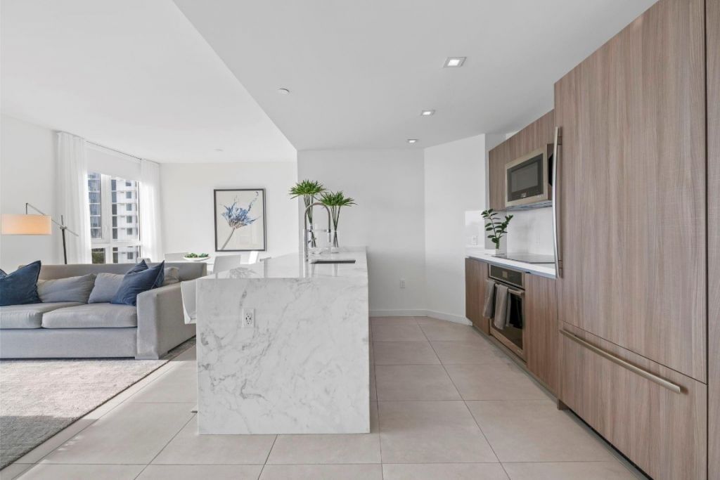 401 N Birch Road, Unit 607, Fort Lauderdale, FL 33304 Photo