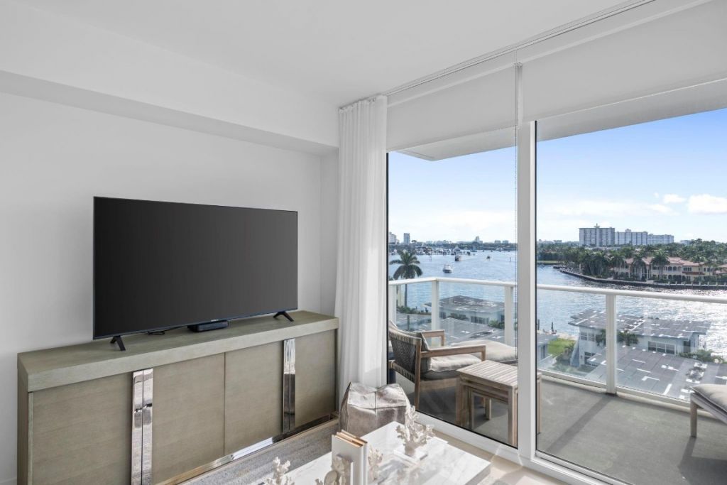 401 N Birch Road, Unit 607, Fort Lauderdale, FL 33304 Photo