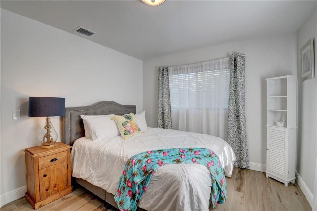 10 S Swinton Cir, Delray Beach, FL 33444 Photo