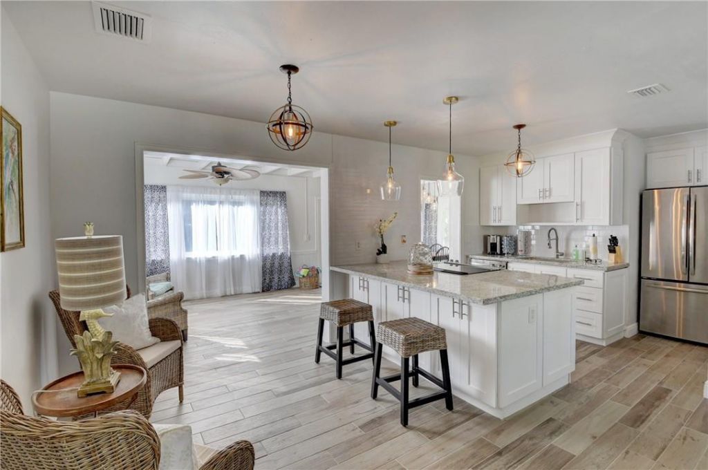 10 S Swinton Cir, Delray Beach, FL 33444 Photo