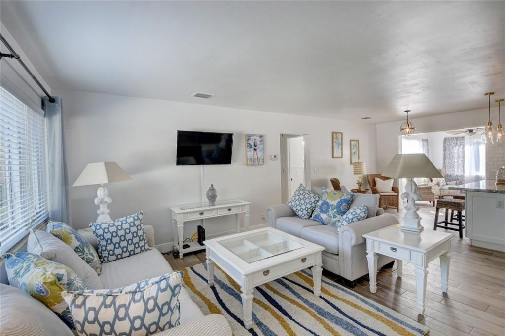 10 S Swinton Cir, Delray Beach, FL 33444 Photo