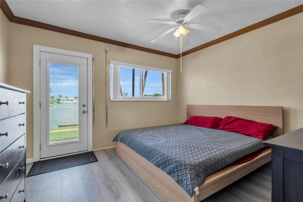 1050 SW 11th Street, Unit 1L, Hallandale Beach, FL 33009 Photo