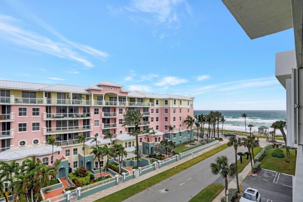 330 SE 20 Avenue, Unit 514, Deerfield Beach, FL 33441 Photo