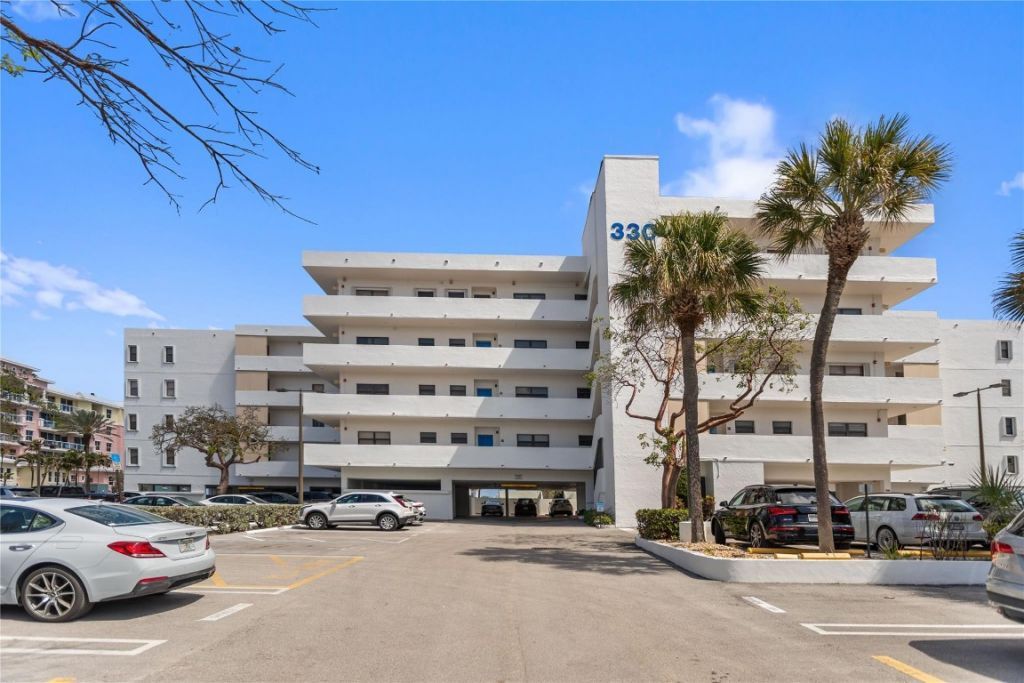 330 SE 20 Avenue, Unit 514, Deerfield Beach, FL 33441 Photo