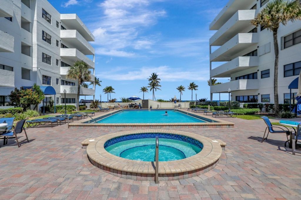 330 SE 20 Avenue, Unit 514, Deerfield Beach, FL 33441 Photo