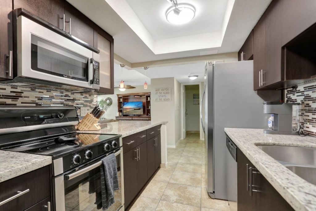 330 SE 20 Avenue, Unit 514, Deerfield Beach, FL 33441 Photo