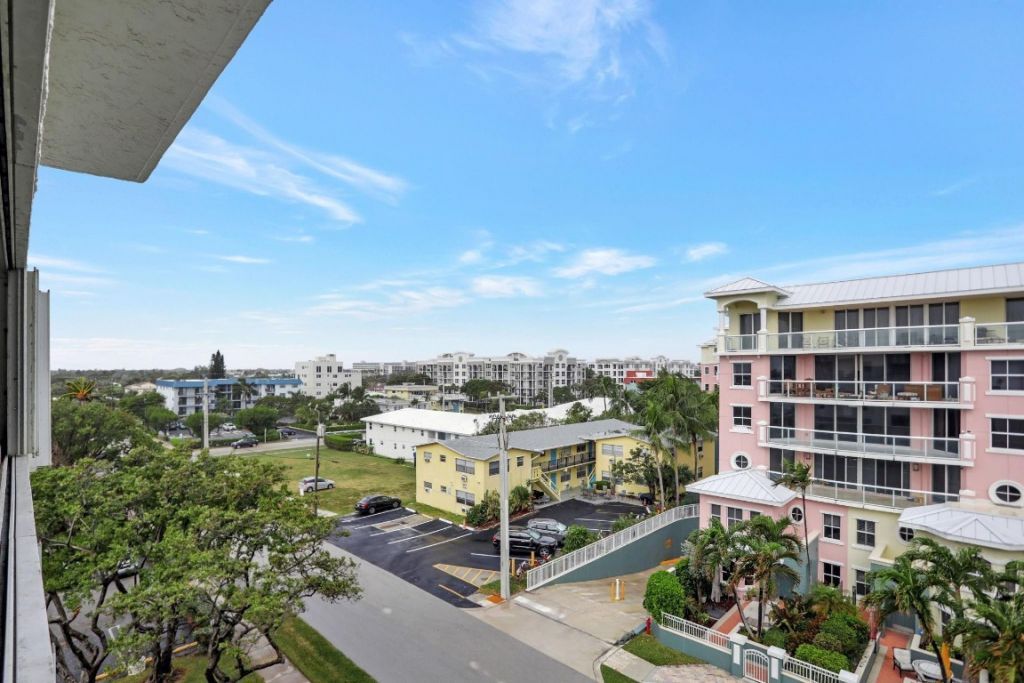 330 SE 20 Avenue, Unit 514, Deerfield Beach, FL 33441 Photo