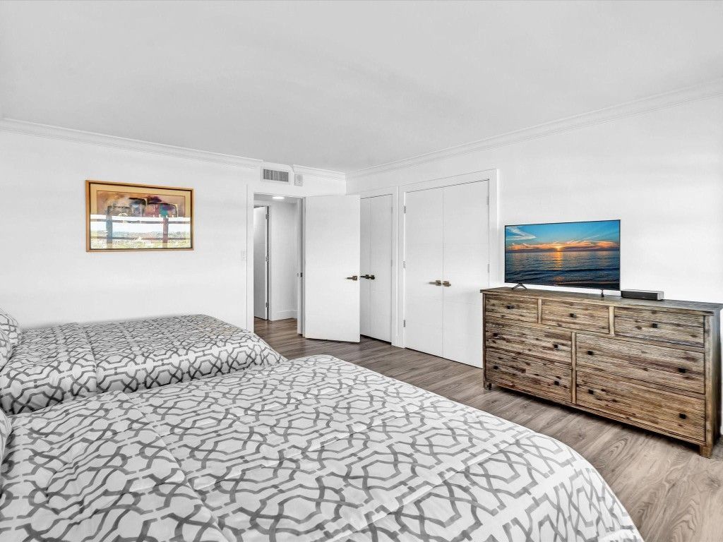 4300 N Ocean Boulevard, Unit 7H, Fort Lauderdale, FL 33308 Photo